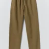 Alfie in de massa geverfde broek met visgraatmotief