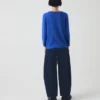 Lia T-shirt met bootnek, geverfd in de massa