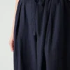 Minako kledinggeverfde linnen broek