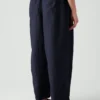 Minako kledinggeverfde linnen broek