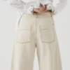 Sculpturale denim broek met naden