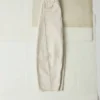 Sculpturale denim broek met naden