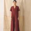 V-hals, in de massa geverfde linnen Jumpsuit